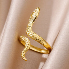 Queen Cobra Rings