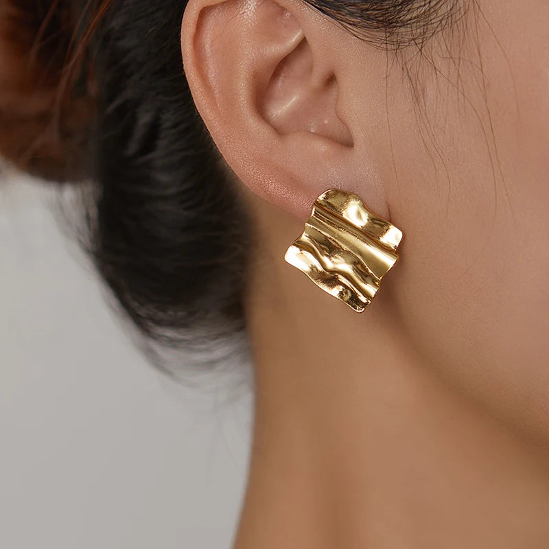 Sculptura Trio  The Atlas Ring