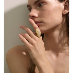 Icon Curve Ring