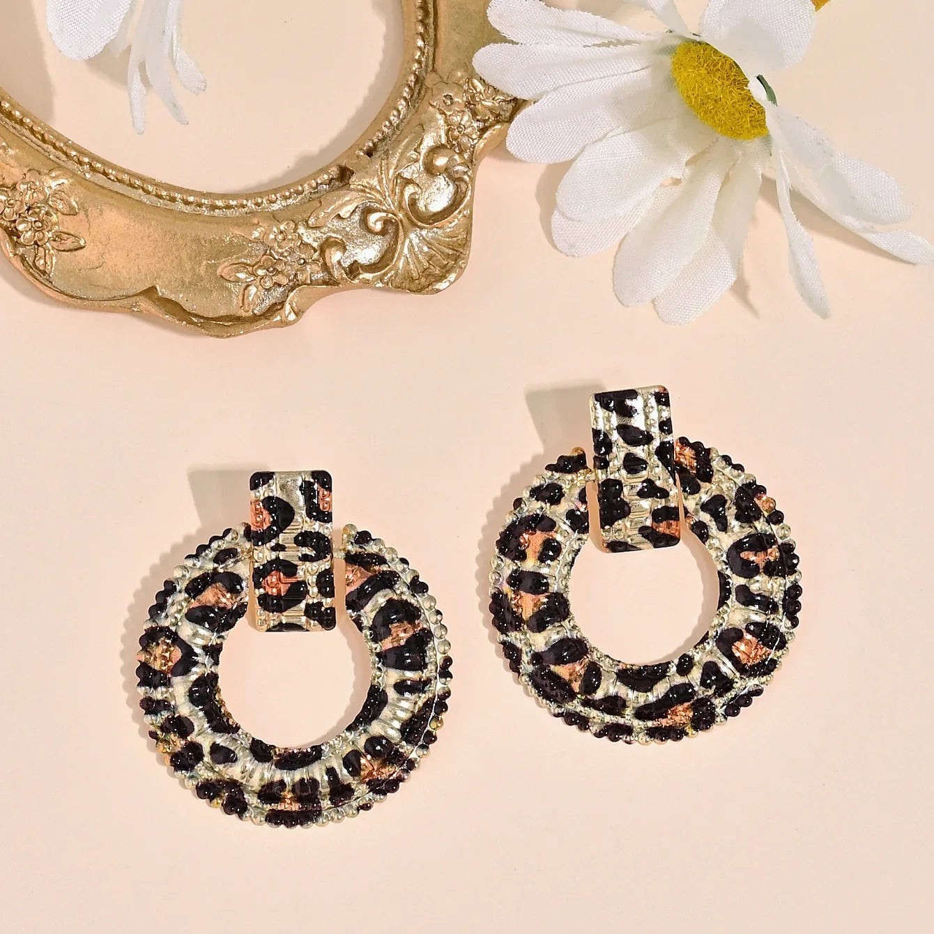 Haute Leopard Circles