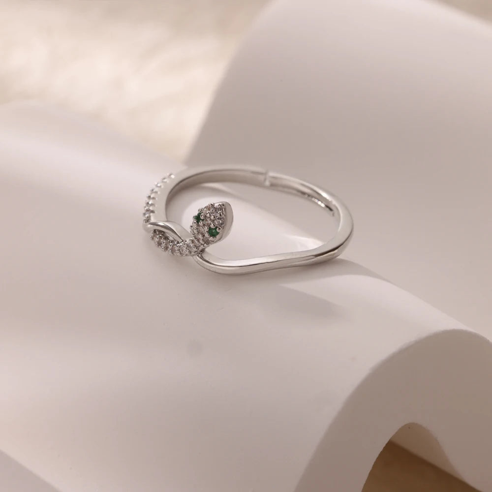 Queen Cobra Rings