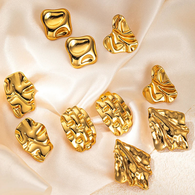 Sculptura Trio  The Atlas Ring