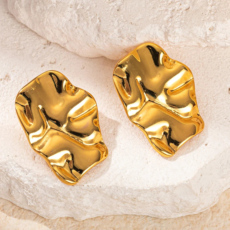 Sculptura Trio  The Atlas Ring