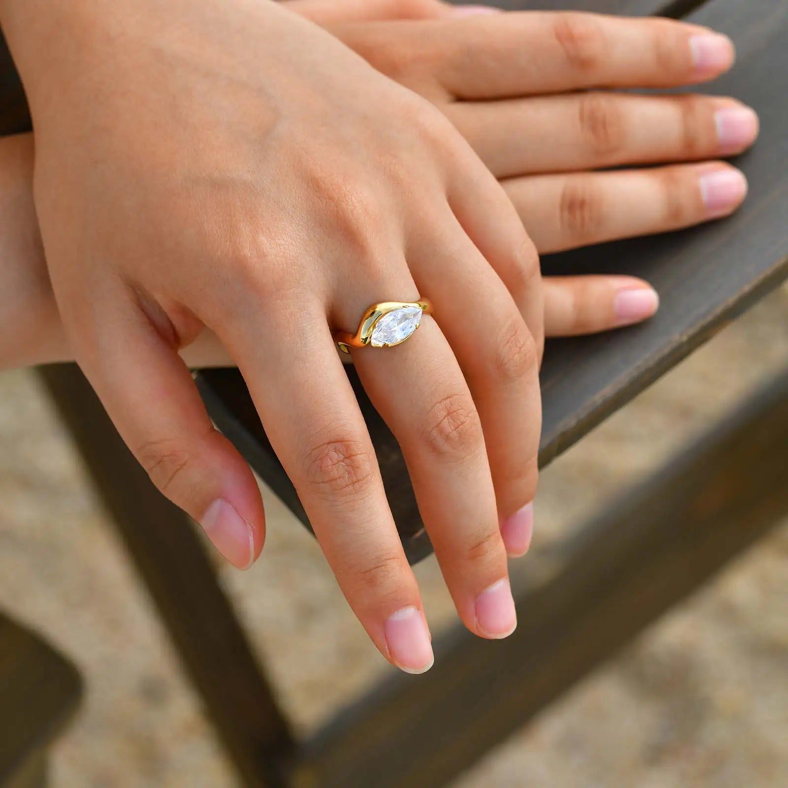 Waves of Light Ring