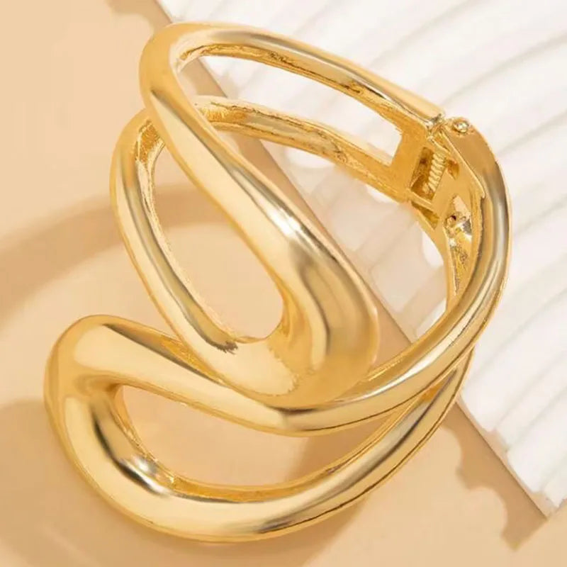 Contour Clasp Bracelet