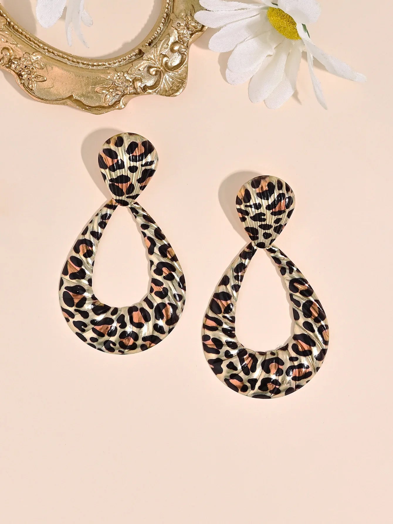Haute Leopard Circles