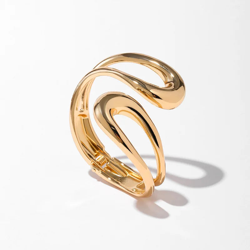 Contour Clasp Bracelet