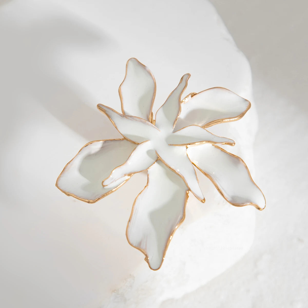 Pure Form Bloom Ring