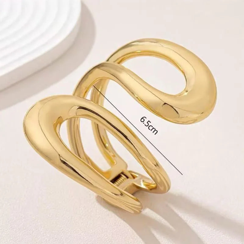 Contour Clasp Bracelet