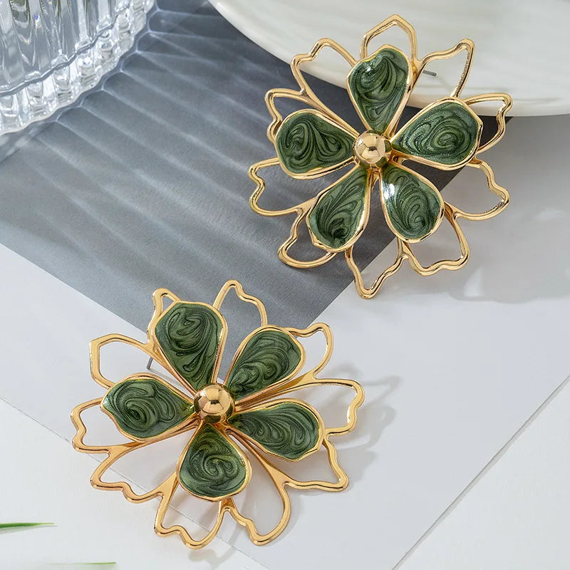 Petal Kiss Earrings