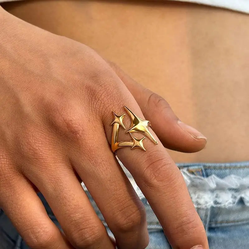 Nova Spike Ring