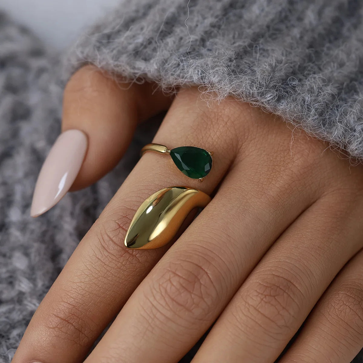 Emerald Bloom Ring