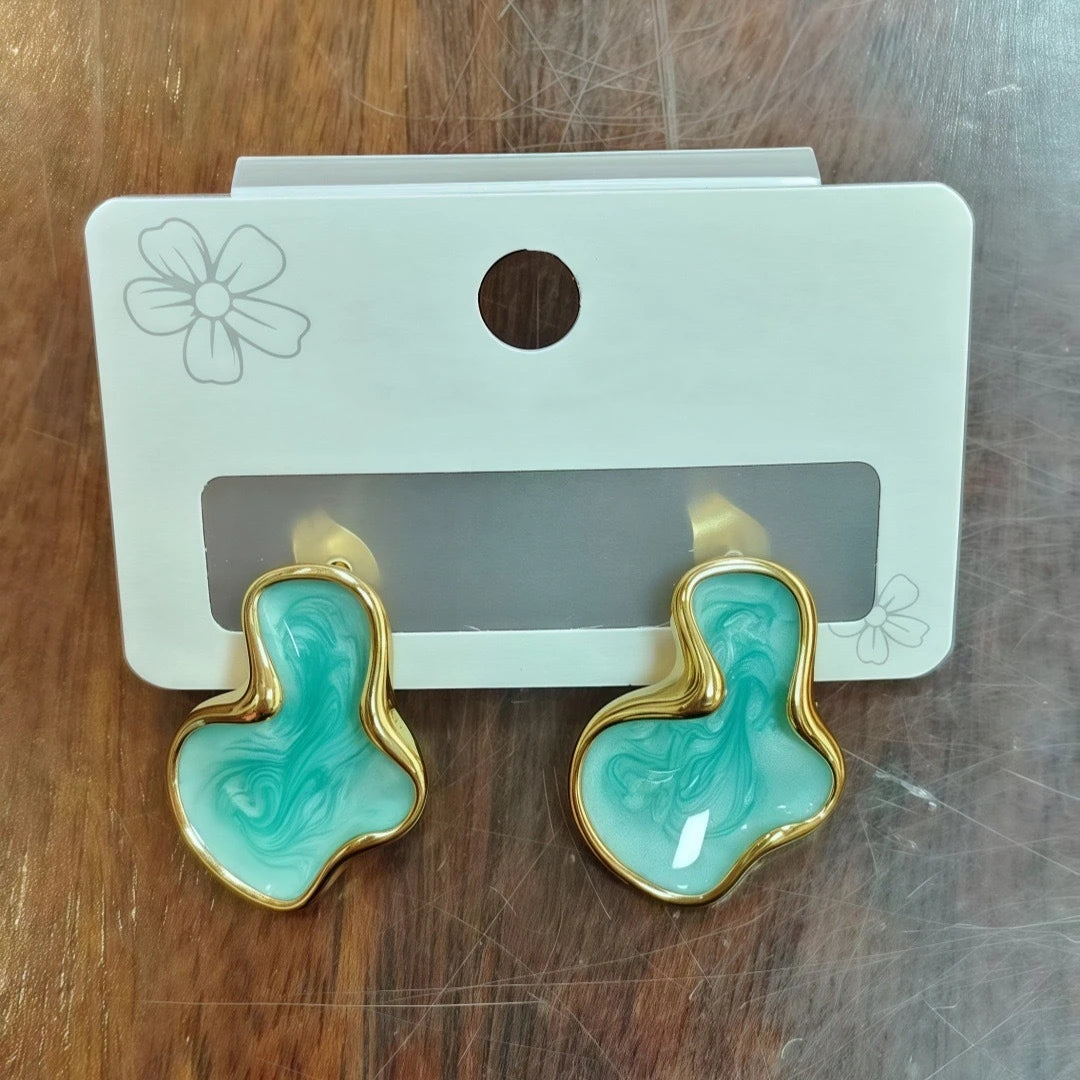 Silk Wave Studs