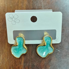 Silk Wave Studs