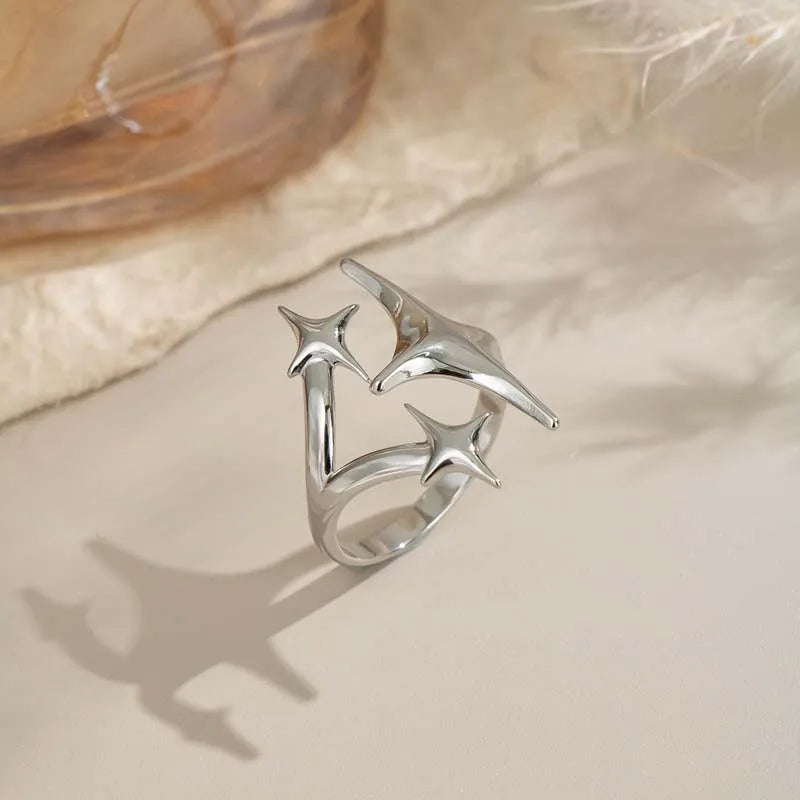 Nova Spike Ring
