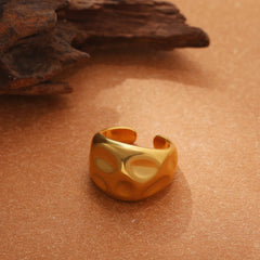 Vogue Form Ring
